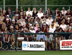 乐鱼体育网站入口-TES完胜IG，Perkz打破历史纪录：一场巅峰对决